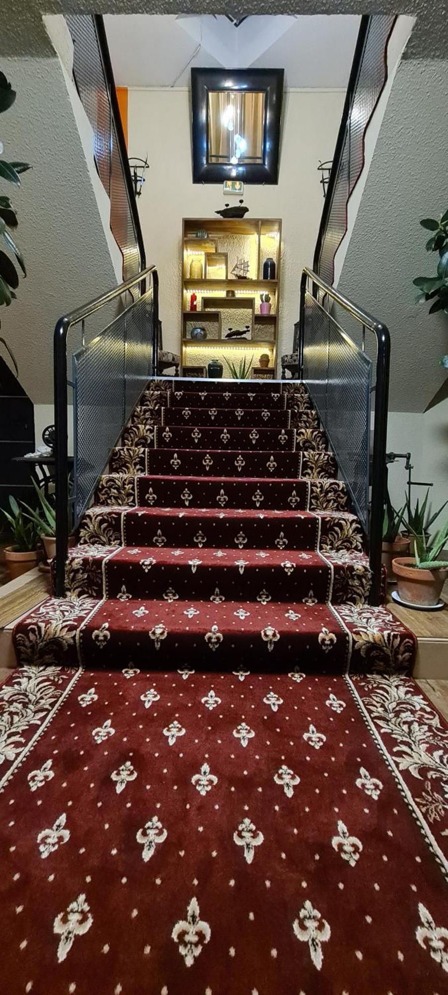 Hotel L'Etoile Aeroport - A61 Carcassonne Extérieur photo