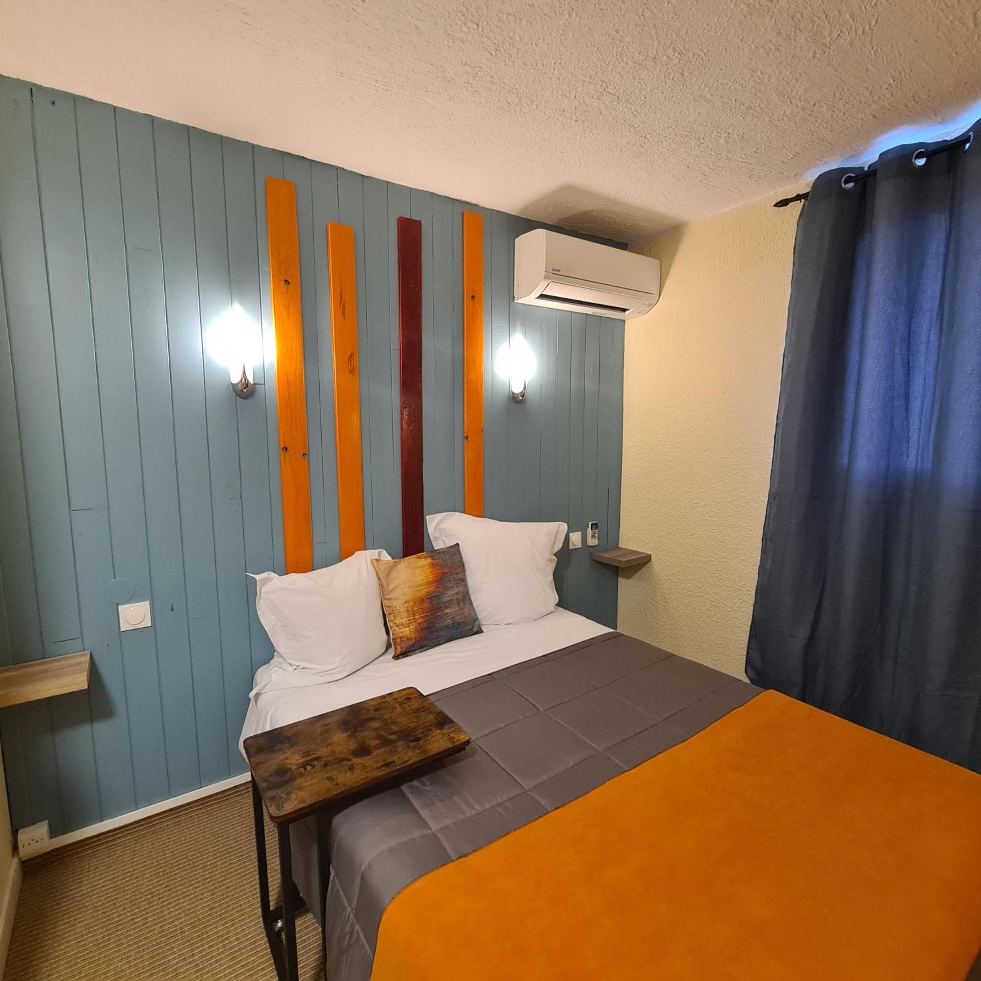 Hotel L'Etoile Aeroport - A61 Carcassonne Extérieur photo