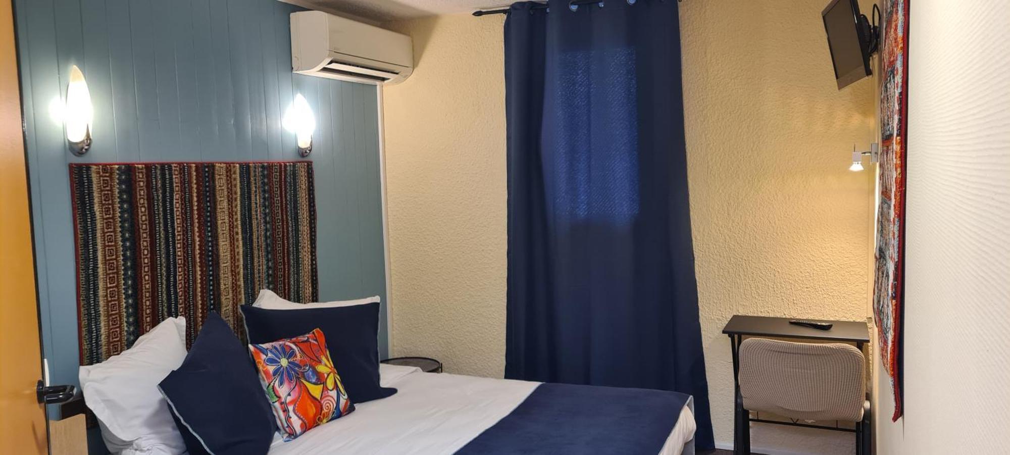 Hotel L'Etoile Aeroport - A61 Carcassonne Extérieur photo